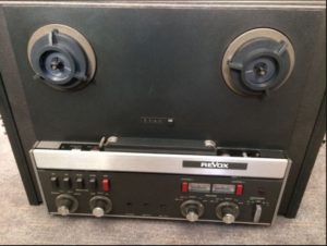 magnitifon-bobinnyj-kupit-revox